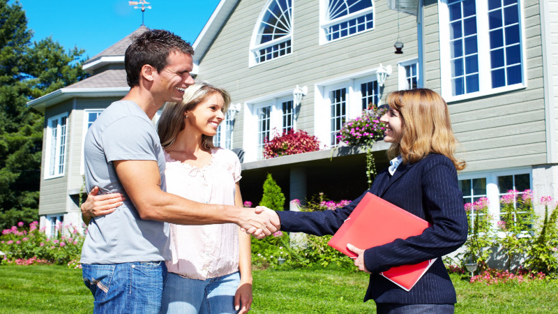 Take the Stress Out of Buying a Home with the Right Tennessee Agents